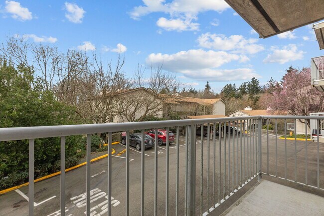 Building Photo - 1231 SW 132nd Ln
