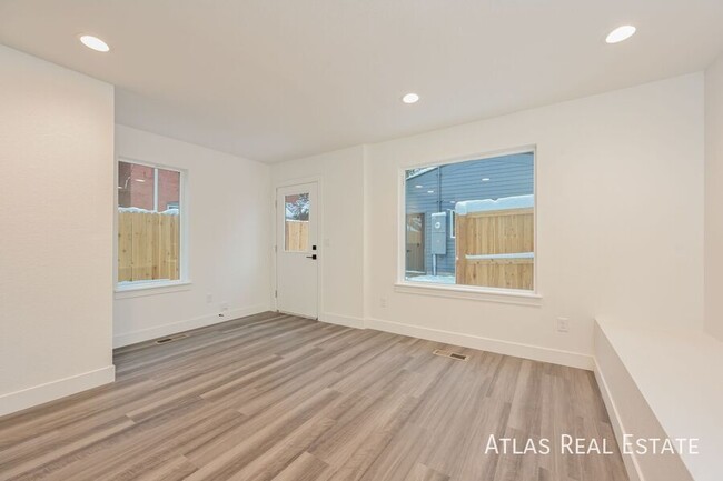 Building Photo - Beautiful Newly Built duplex ready for you...