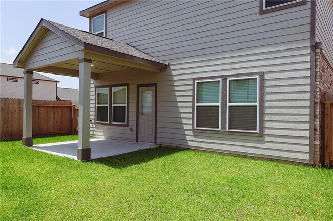 Building Photo - 8563 Blueberry Ash St
