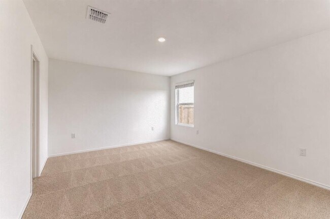 Building Photo - 2612 Schwartz Ln