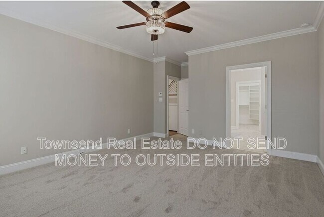 Building Photo - 200 Litchfield Pl