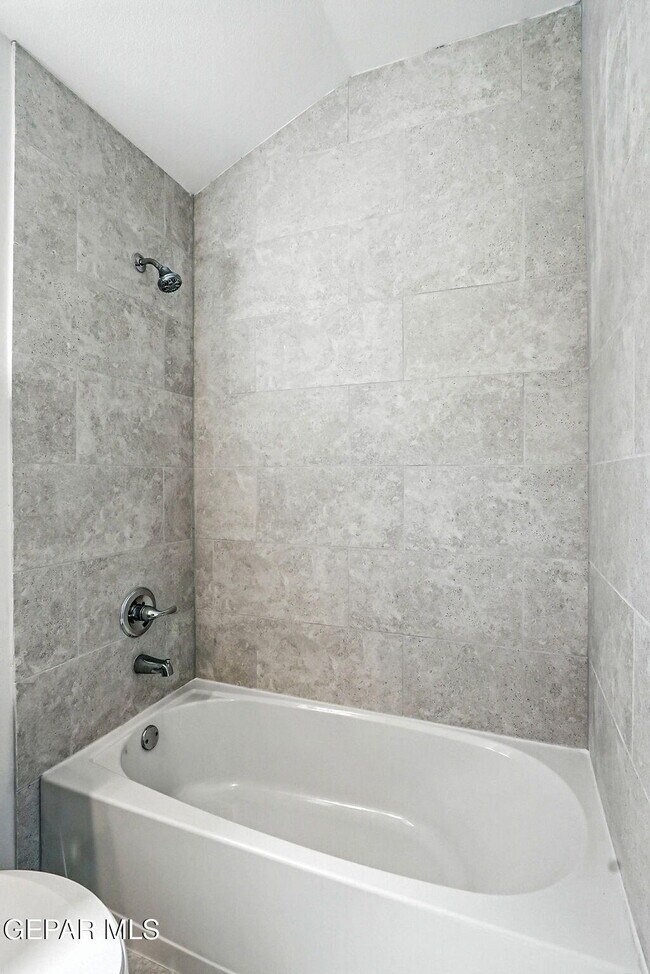 Building Photo - 14262 Kayla Mia Dr