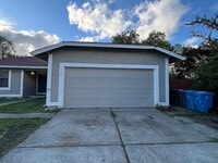 Building Photo - 116 Evelyn Cir