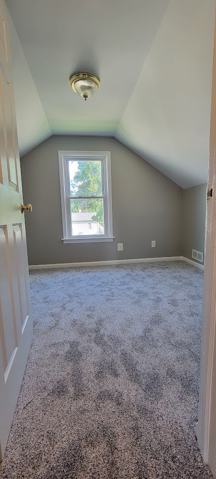 Building Photo - 17284 Ivanhoe St