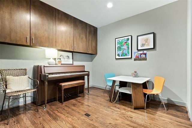 Building Photo - 11207 Pinocchio Dr