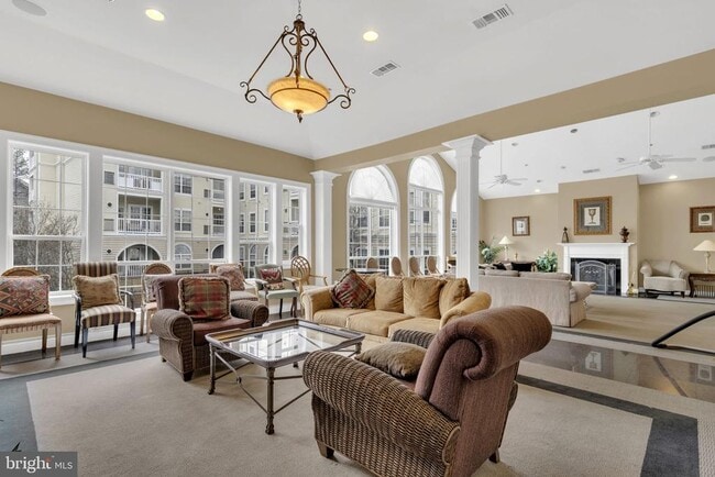 Building Photo - 4551 Strutfield Ln