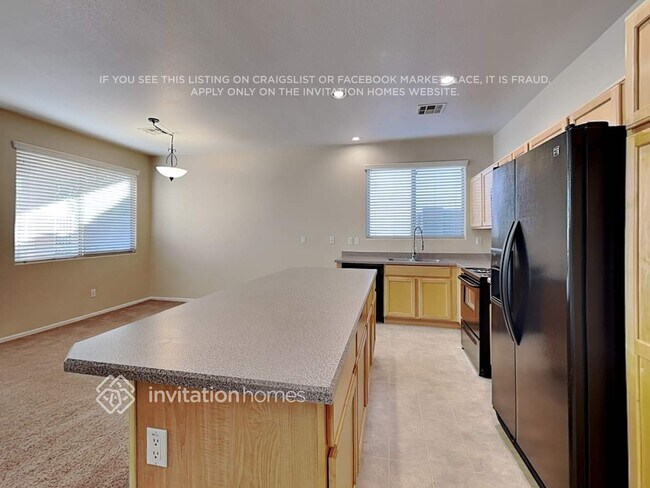 Building Photo - 7025 E Keats Ave