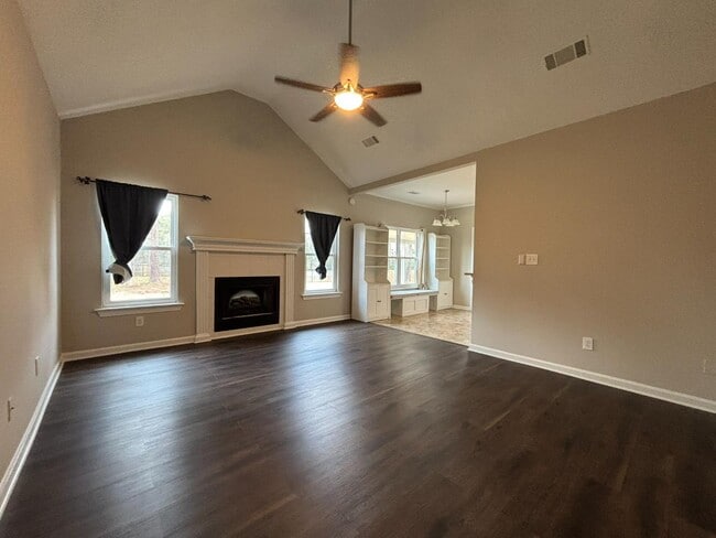 Building Photo - 4603 Brittany Dr