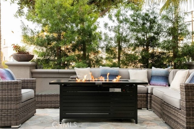 Building Photo - 615 7th St