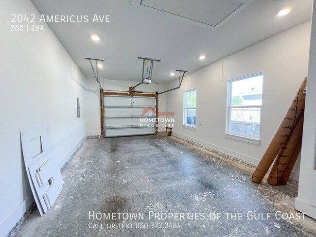 Building Photo - 3-Bedroom Home Minutes from NAS Pensacola