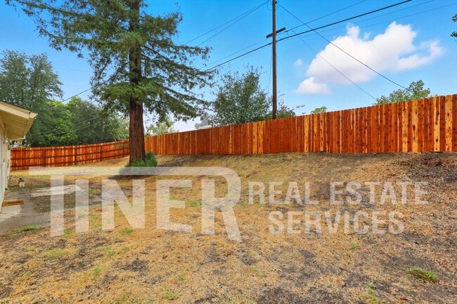 Building Photo - 1411 Michael Way