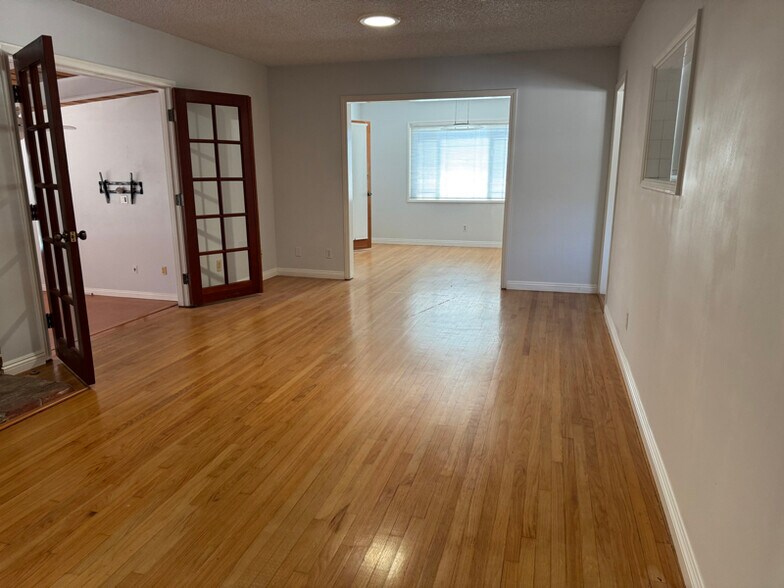 Primary Photo - 260 Arnett Ave
