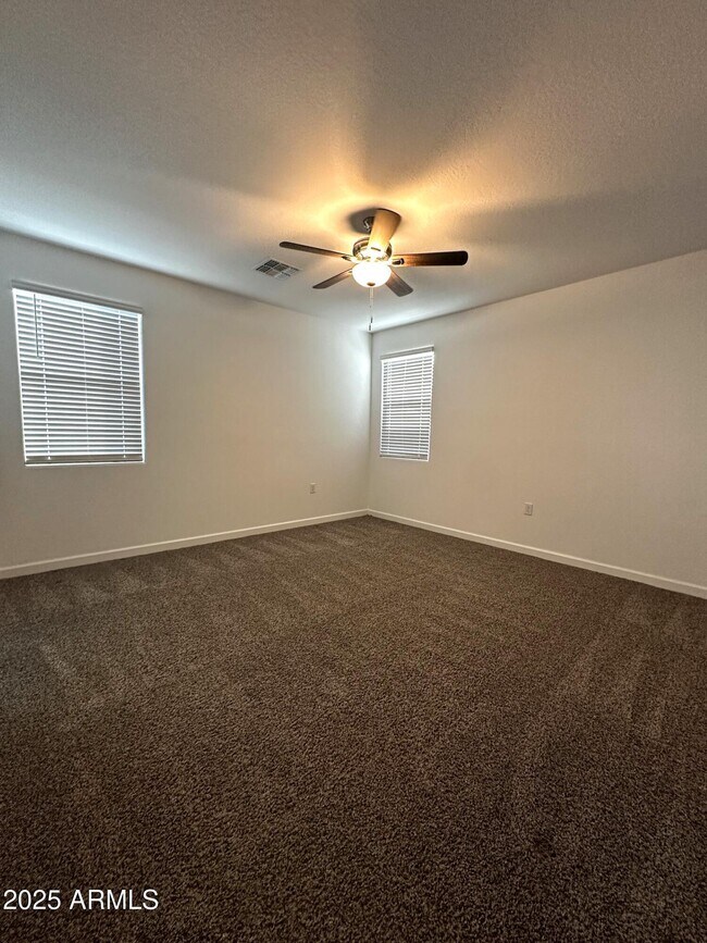 Building Photo - 3241 W Shanley Ave