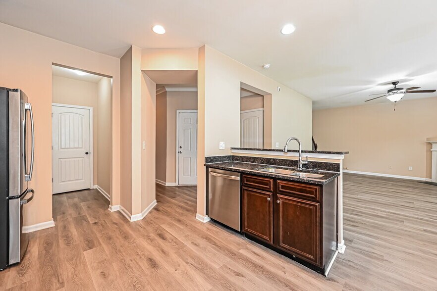 Building Photo - 3858 Humber Ct