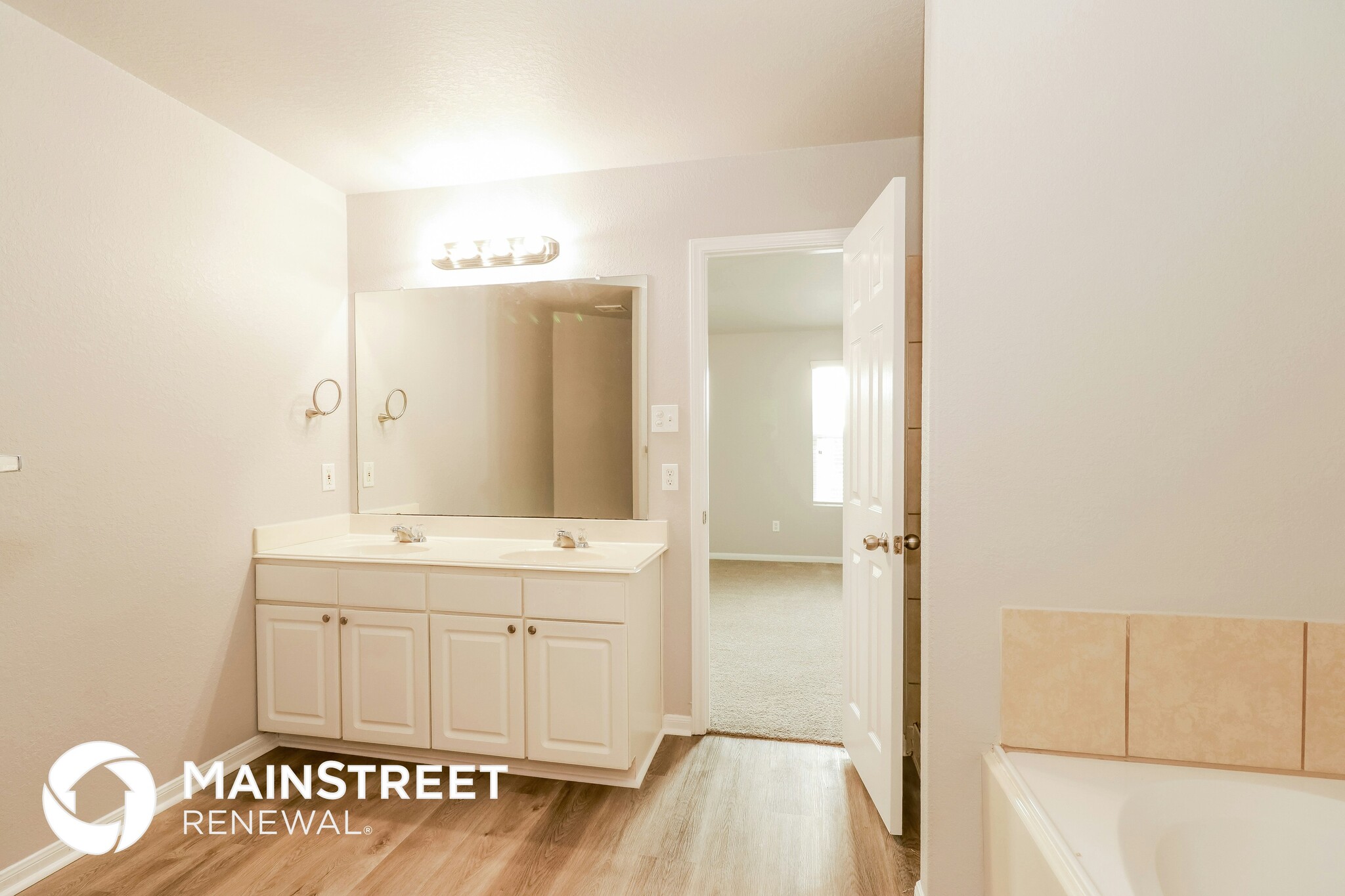 Building Photo - 16782 N Thrasher Dr