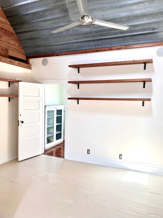 2nd floor living room - 4214 N Albina Ave