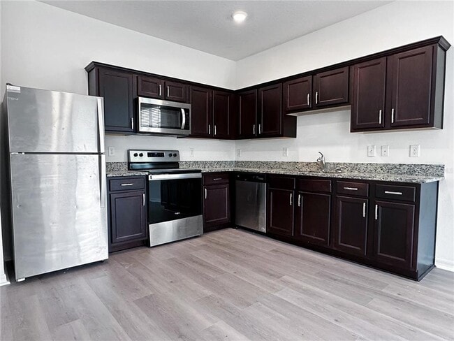 Building Photo - 959 Grandin St