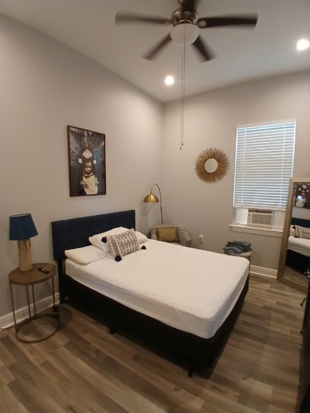 Building Photo - 1700 Frenchmen St