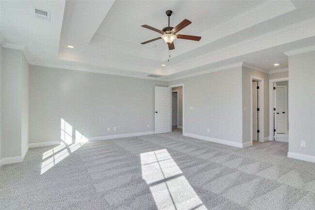 Building Photo - 302 Huntley Loop