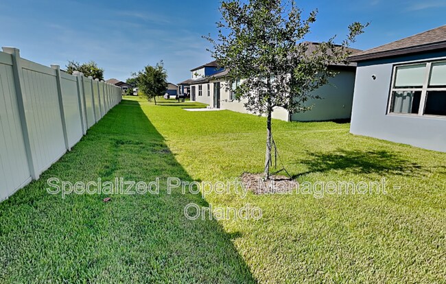 Building Photo - 3417 Soaring Dr