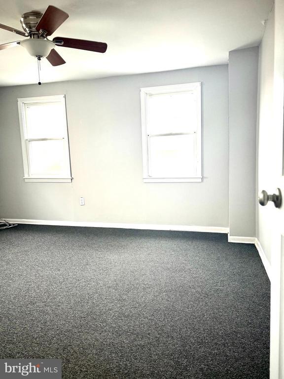 Building Photo - 653 Pine St