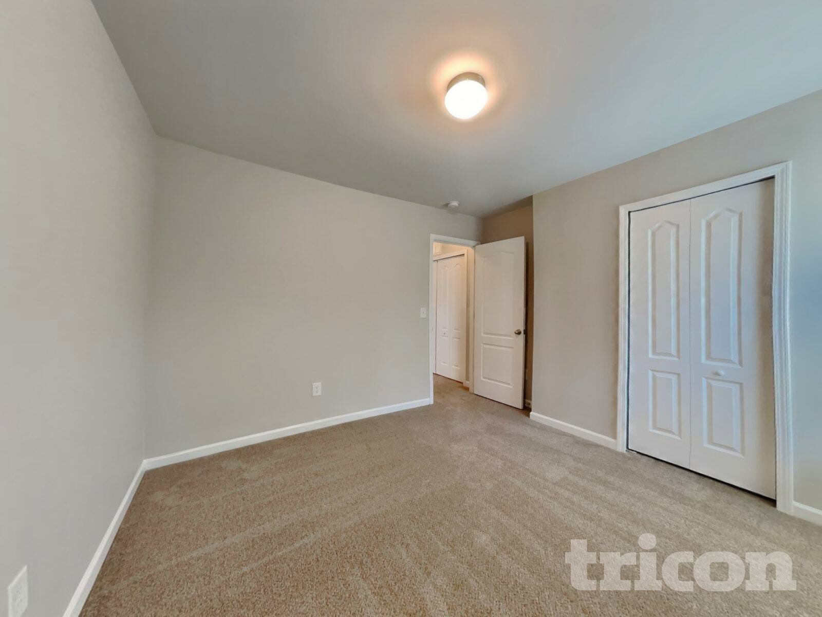 Building Photo - 226 Hallow Oak St