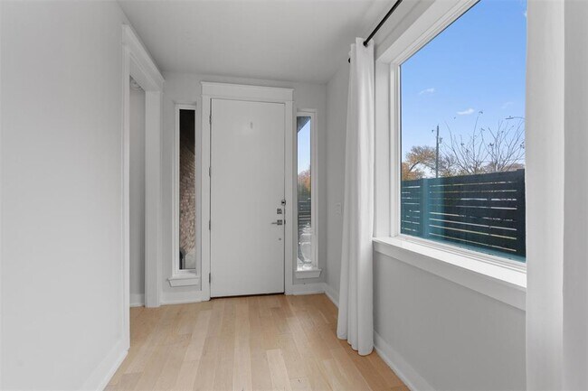 Building Photo - 5002 Pecan Springs Rd