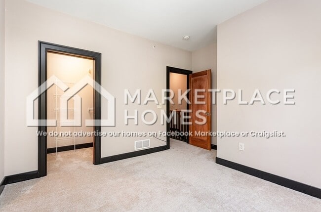 Building Photo - 53 N 5th St