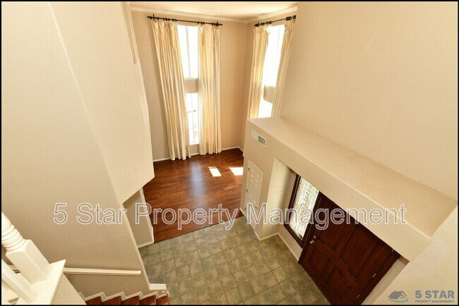 Building Photo - 6598 Eagle Ridge Dr