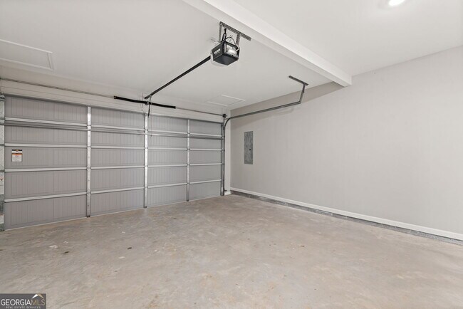 Building Photo - 559 Belmont Ln