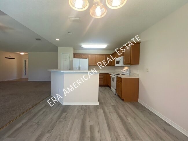 Building Photo - 6648 Longview St