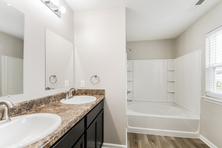 Building Photo - 7832 Wolfgang Pl