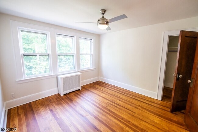 Building Photo - 30 Boyden Pkwy