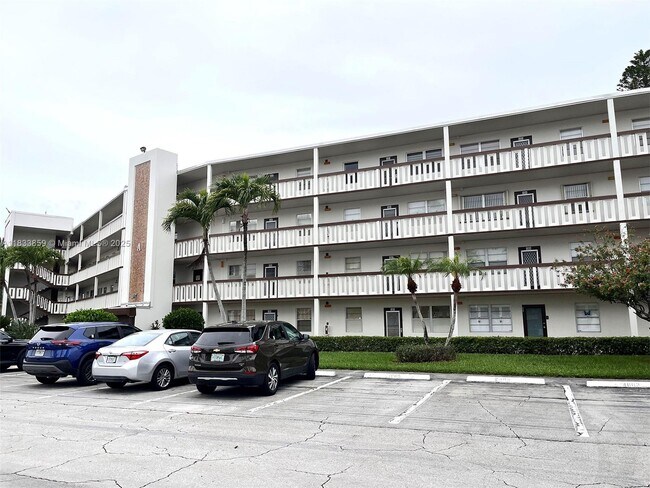 Building Photo - 3007 Hythe A