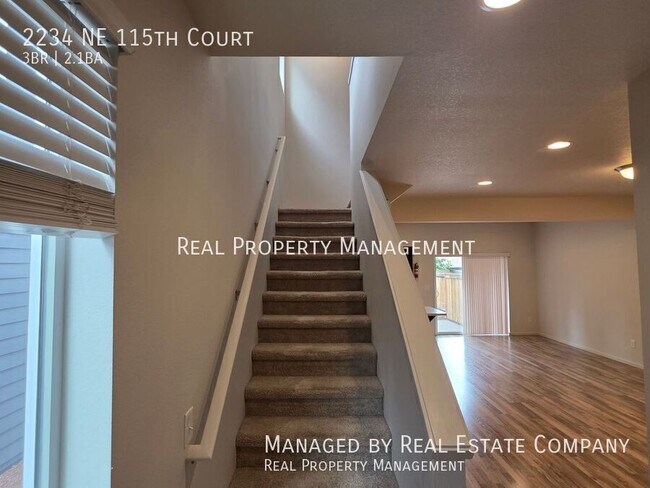 Building Photo - 2234 NE 115th Ct