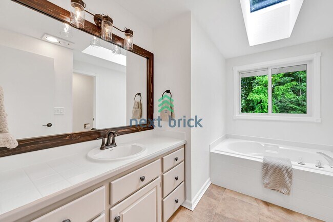 Building Photo - A fabulous 3 bedroom and 3.5 bathroom house