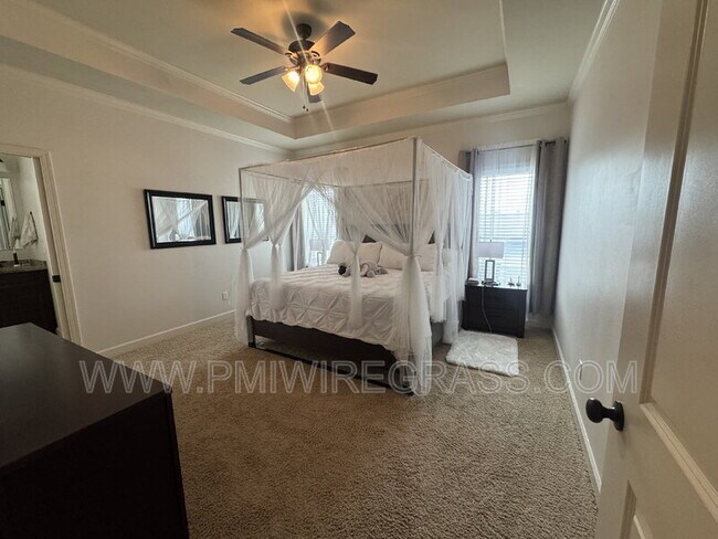 Building Photo - 303 Ponderosa Dr