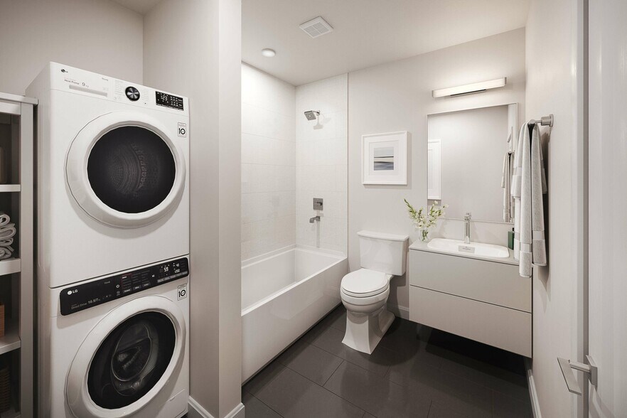 Building Photo - 460 Washington St