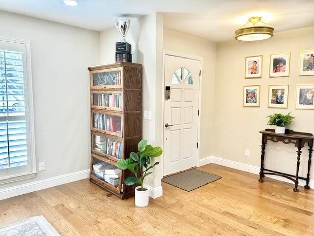 Building Photo - 2716 Glencliff Dr