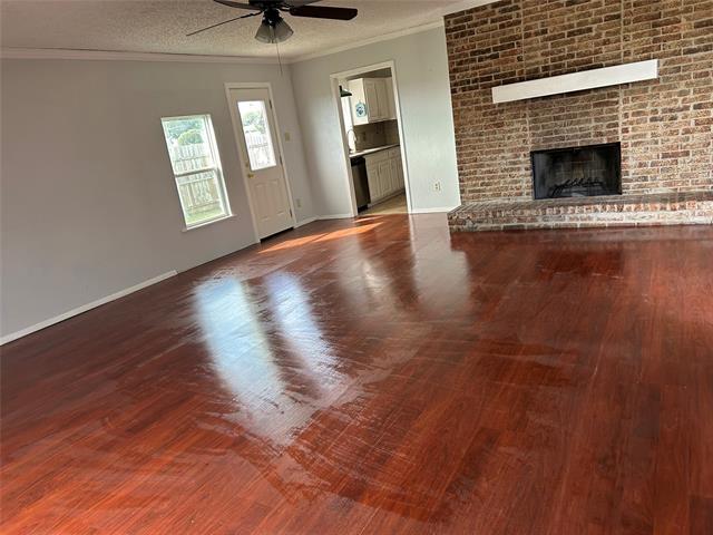 Building Photo - 2525 Crown Cir