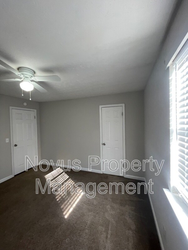 Building Photo - 761 South St