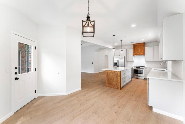 Building Photo - 54 Legend Mill Ct