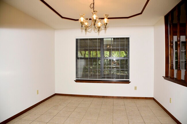 Building Photo - 822 St Joseph Cove