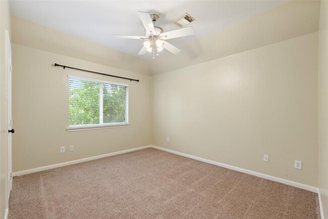 Building Photo - 25727 Shady Spruce Ln