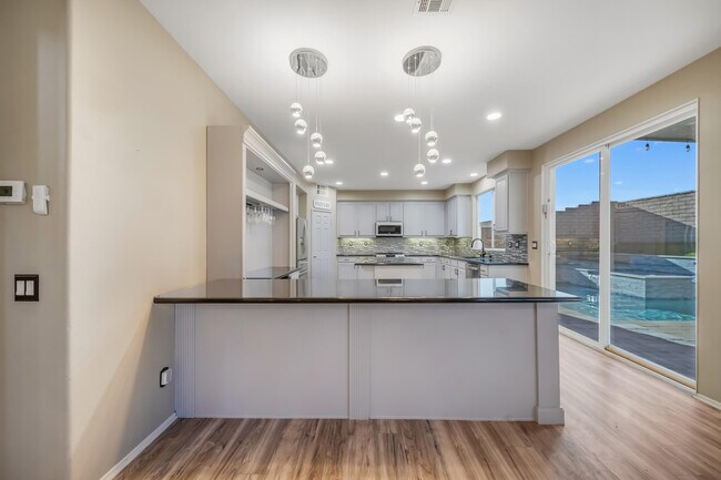 Building Photo - 79910 Camden Dr