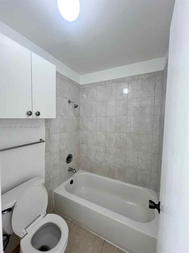 Building Photo - 8719 NW 39th St