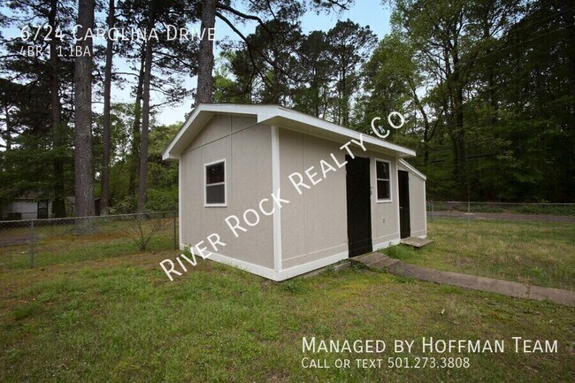 Building Photo - 6724 Carolina Dr