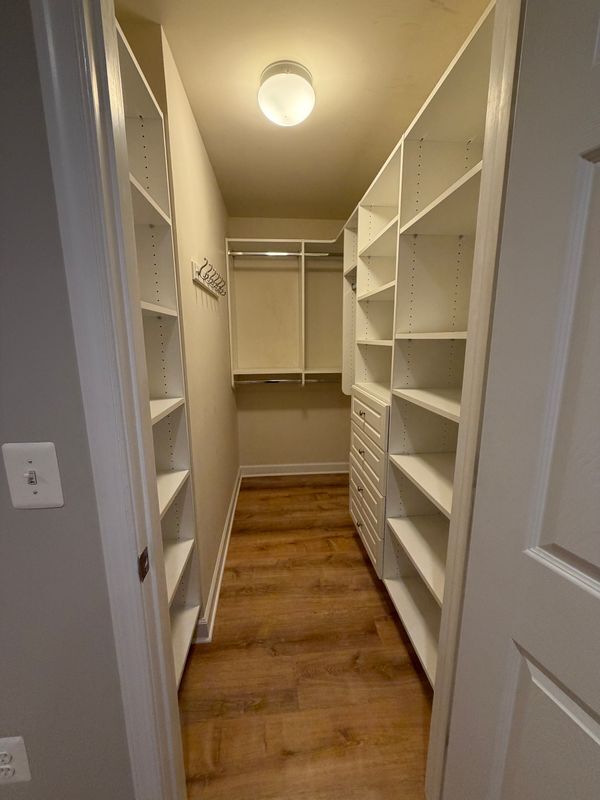 Building Photo - 4179 S Four Mile Run Dr