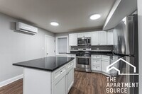 Building Photo - 5746 N Winthrop Ave