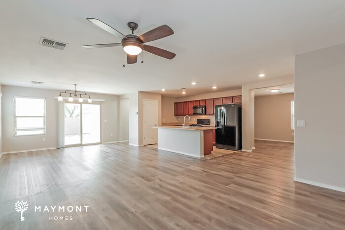 Building Photo - 8537 W Amazilia Pl